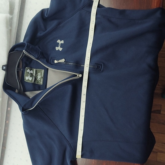 Under Armour pullover - Picture 5 of 5